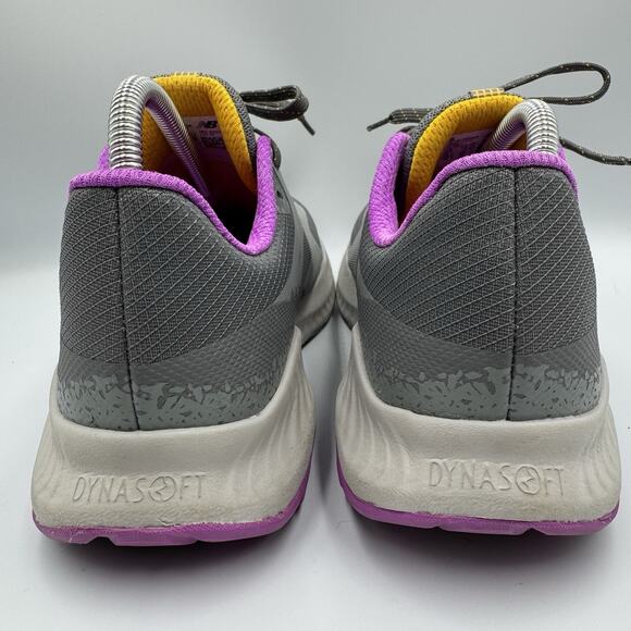 NEW‎ BALANCE WOMEN'S DYNASOFT NITREL V5 WTNTRMG5 TRAIL RUNNING SIZE 10 - Picture 7 of 9